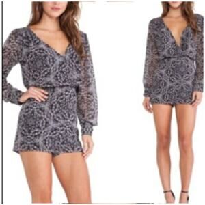 BCBGeneration Long Sleeve Print Wrap Romper XXS